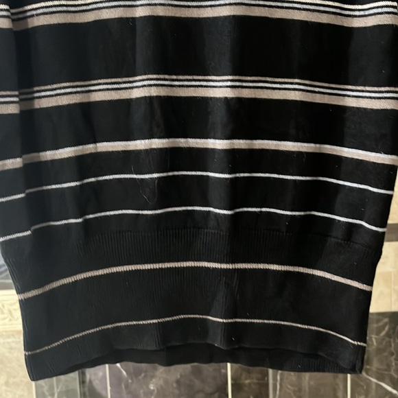 The Limited black/gray/cream stripe vest, size L, perfect condition. - Picture 3 of 6